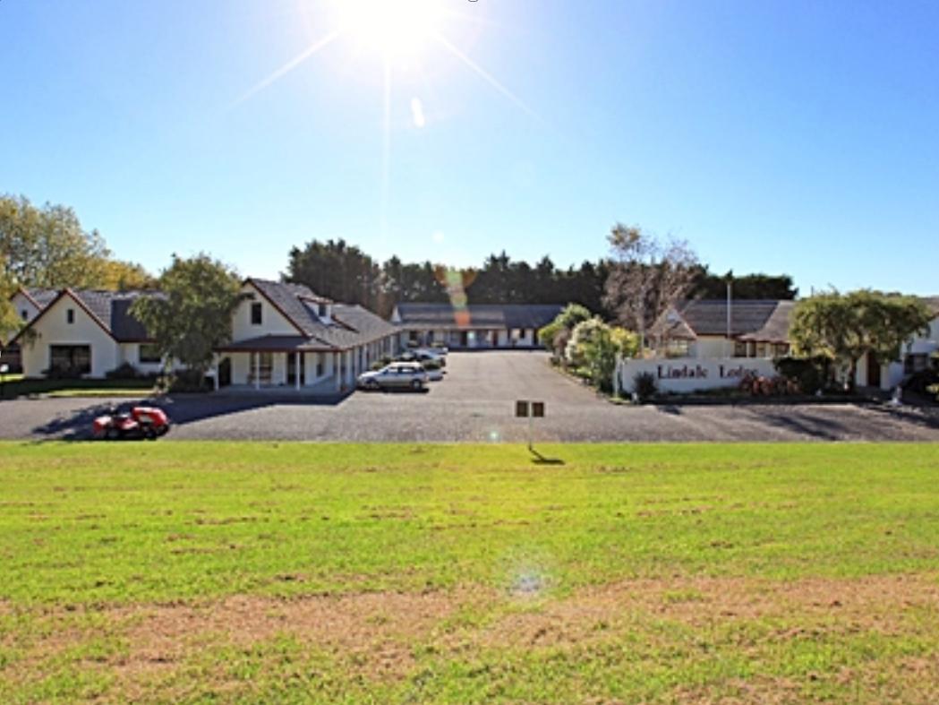 Kapiti Lindale Motel And Conference Centre Paraparaumu Eksteriør billede